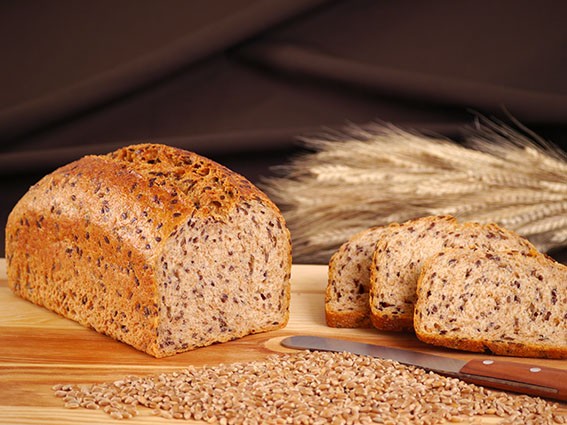Dinkel-Leinsaatbrot